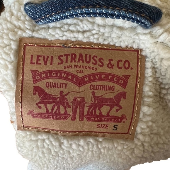 LEVI’S Original Sherpa Trucker Jacket - Picture 7 of 8